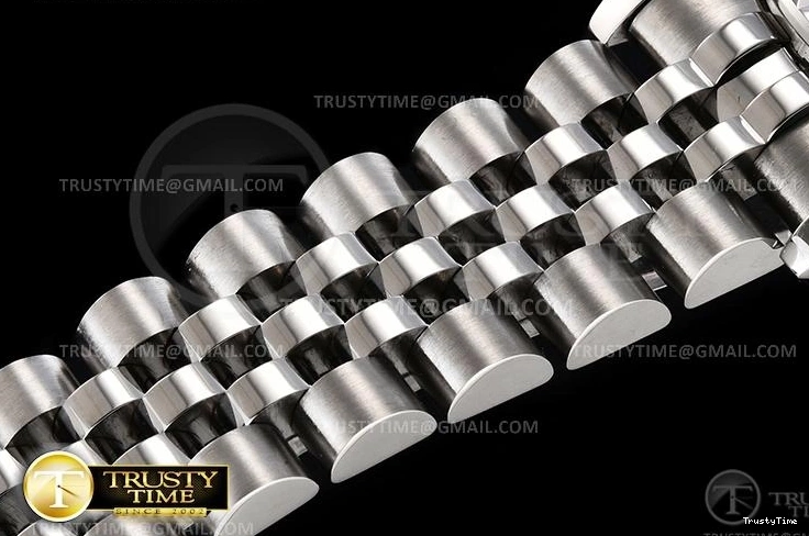 0917 RMDJ0254E – DJ Midsize 31mm Neat 831